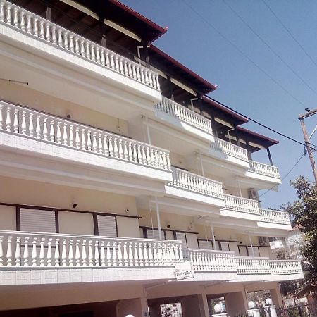 לפטוקריה Sea View Apartments Aphrodite מראה חיצוני תמונה